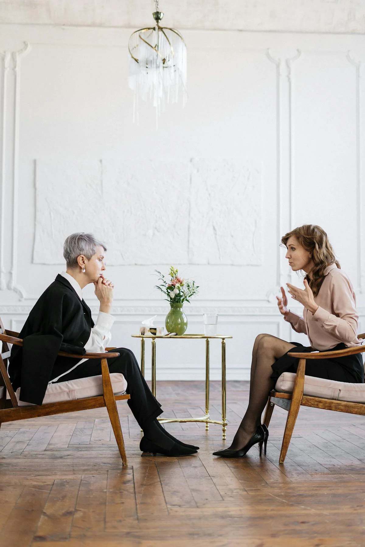 two people in therapy